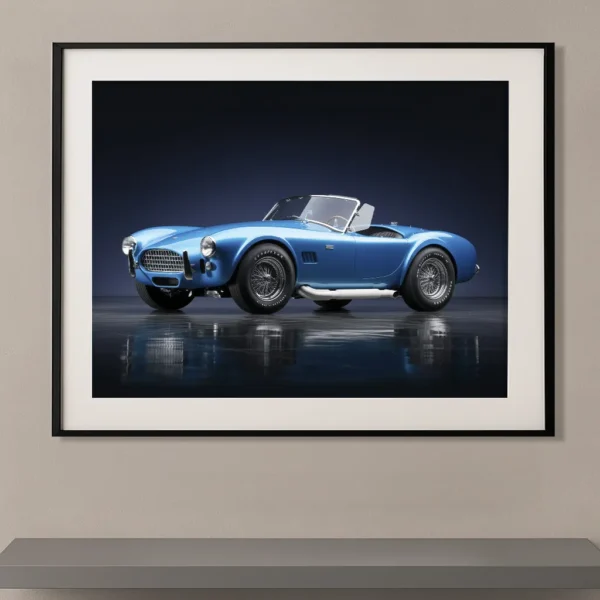 Tableau AC Shelby Cobra 427 bleu vif sur fond sombre minimaliste mettant en valeur les lignes emblématiques de ce roadster de légende.
