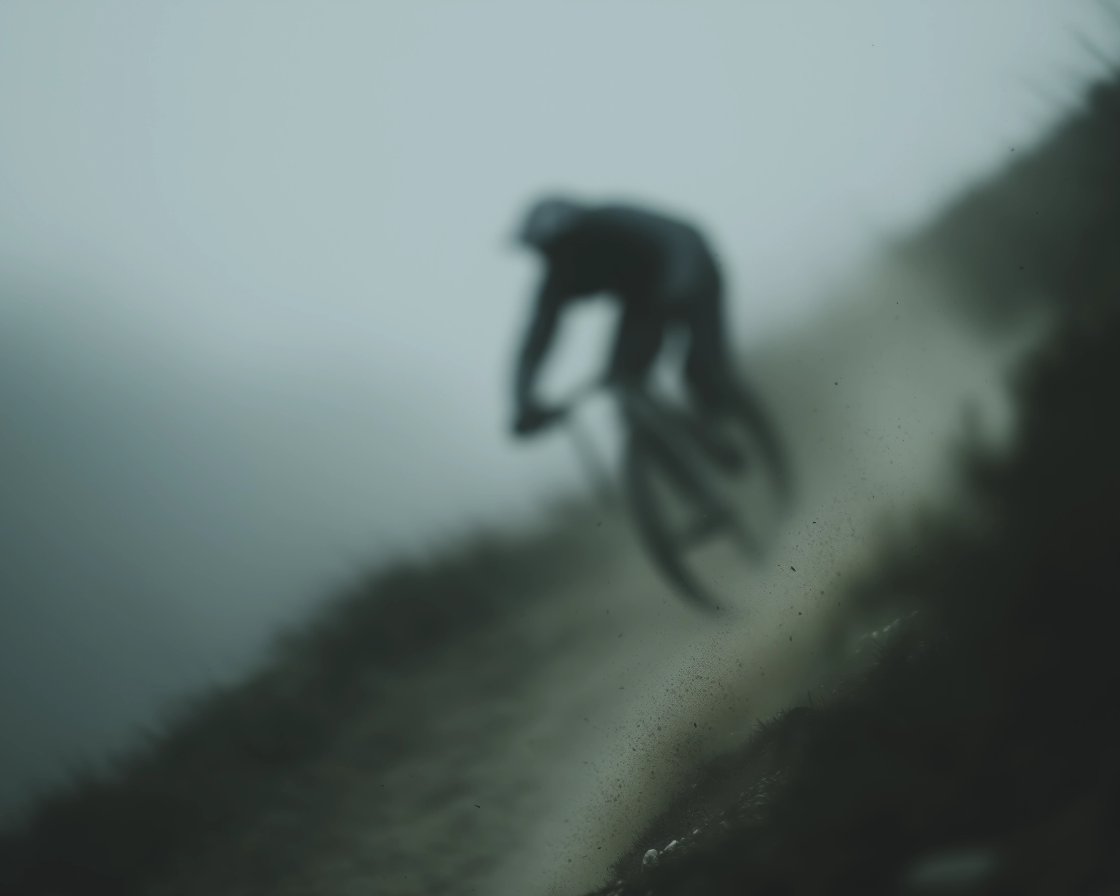 Tableau cyclisme en mouvement — cycliste lancé sur la route, vitesse et flou artistique, art mural premium