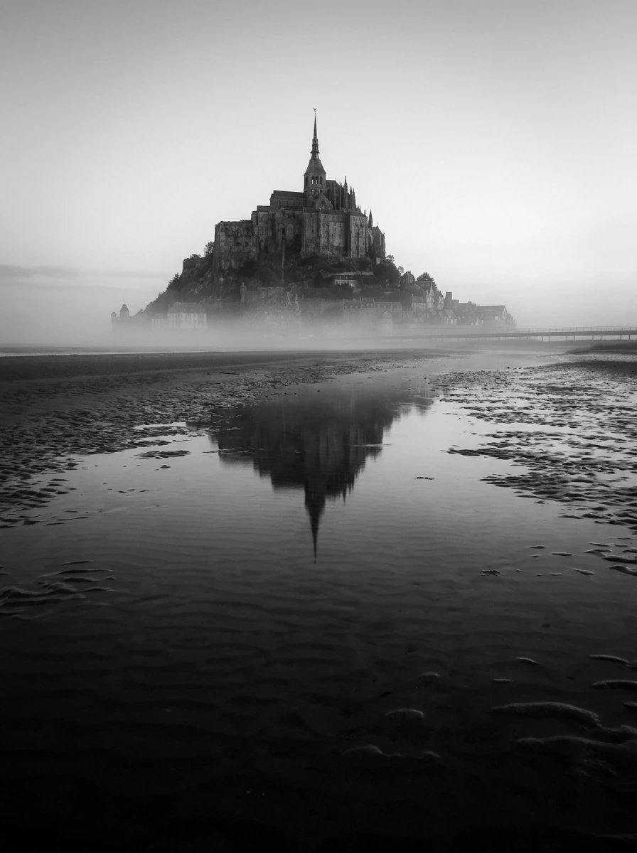 Tableau Mont-Saint-Michel Brume & Reflet – Silentia Graphic Avenue